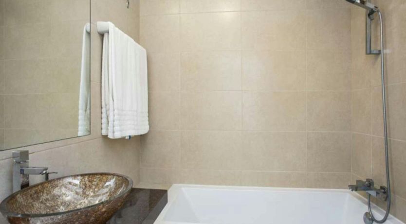 Photo of The Sun & The Ocean