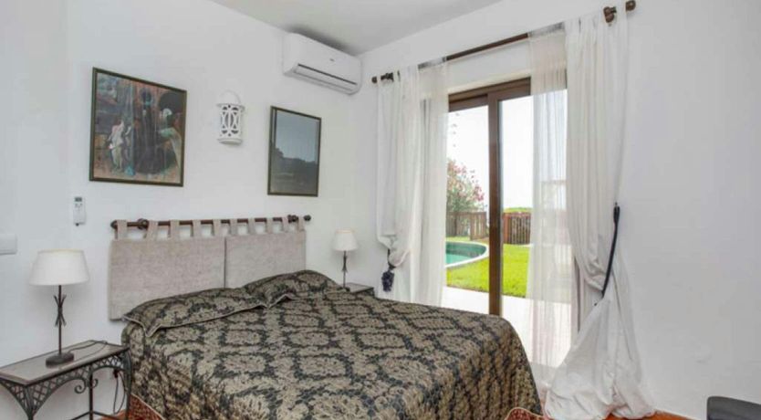 Photo of The Sun & The Ocean