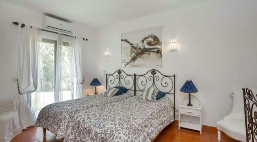 Photo of The Sun & The Ocean