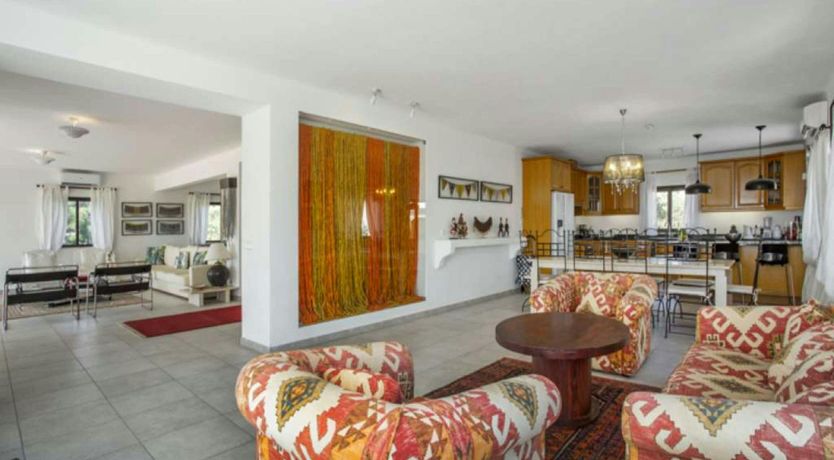 Photo of The Sun & The Ocean