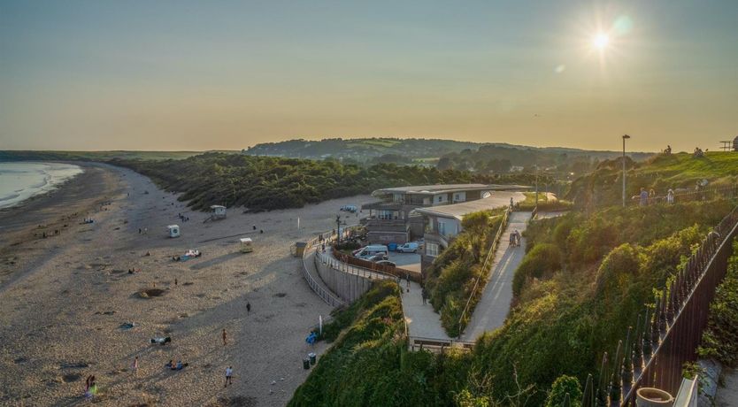 Photo of Beach Pearl