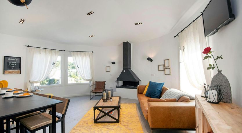 Photo of The Silver Moon