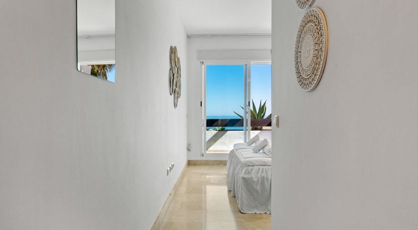 Photo of Sunshine & Vines