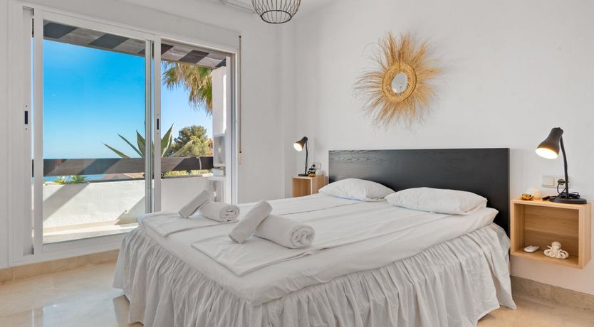 Photo of Sunshine & Vines