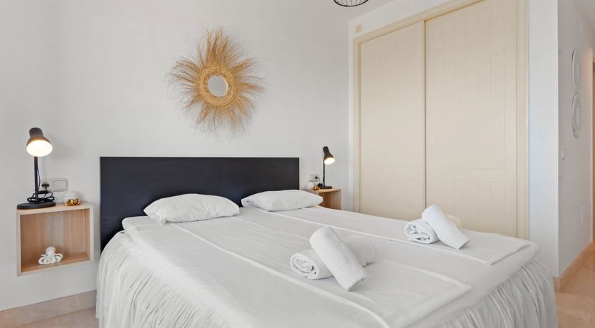 Photo of Sunshine & Vines