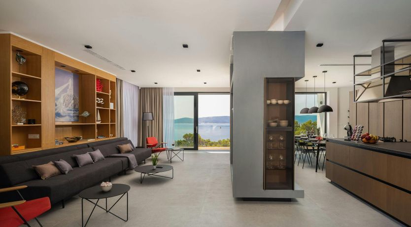 Photo of The Moon & the Love