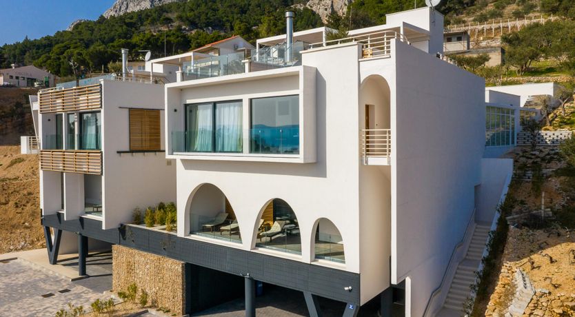 Photo of The Moon & the Love