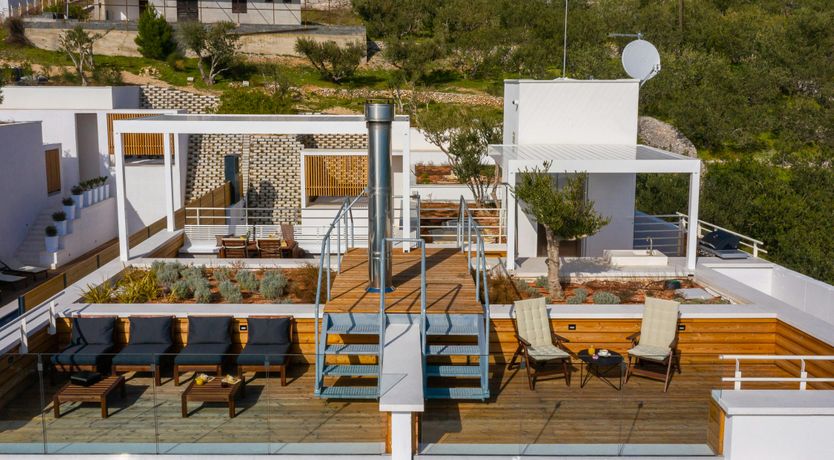 Photo of The Moon & the Love