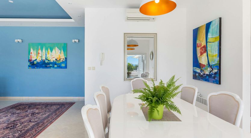 Photo of A Sea of Glass