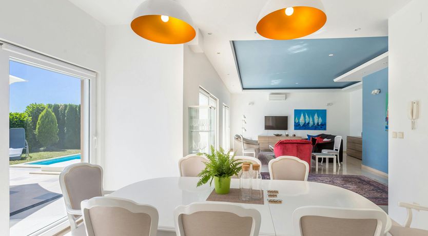 Photo of A Sea of Glass