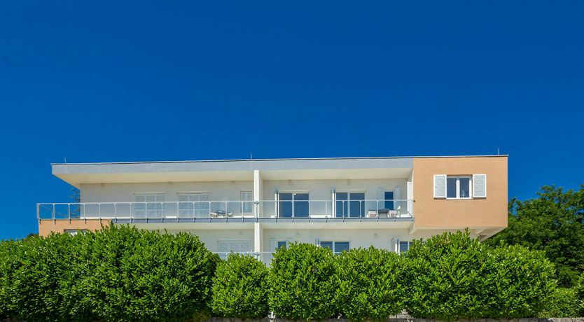 Photo of A Sea of Glass