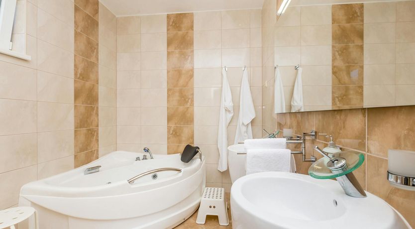 Photo of A Sea of Glass