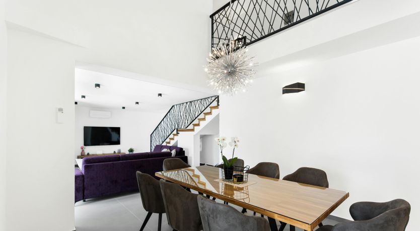 Photo of Over the Beams