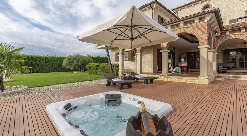 Photo of Picture in a Bottle