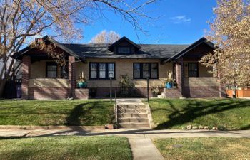 The Denver Queen Holiday Home