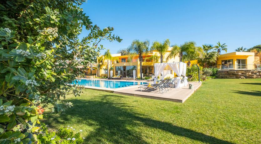 Photo of The Sun-Kissed Pearl