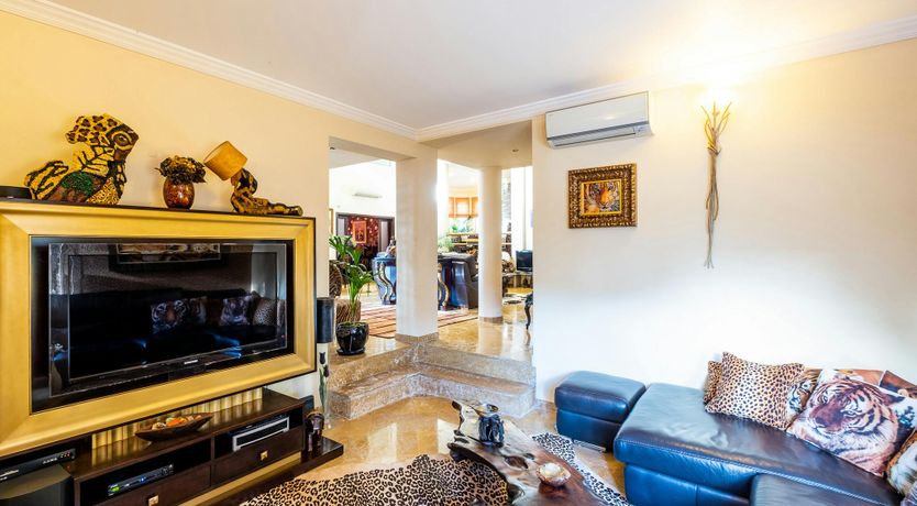 Photo of The Sun-Kissed Pearl