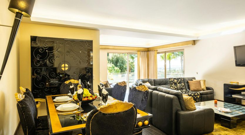 Photo of The Sun-Kissed Pearl