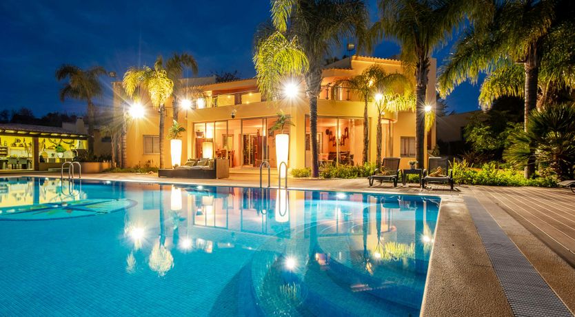 Photo of The Sun-Kissed Pearl