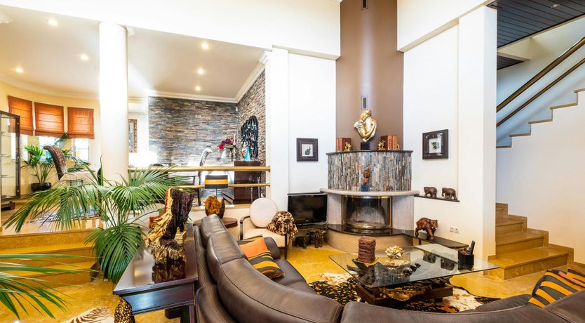 Photo of The Sun-Kissed Pearl