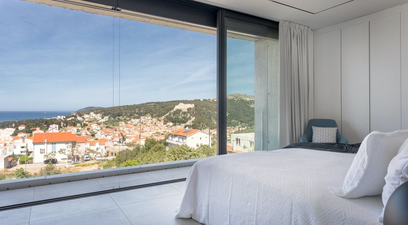 Photo of Yellow Opera