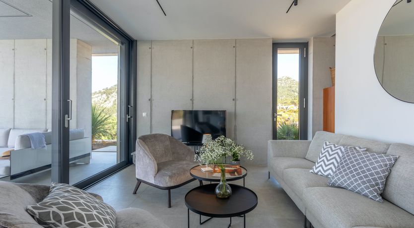 Photo of Yellow Opera