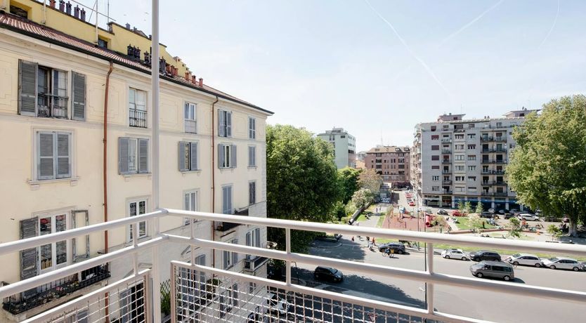 Photo of Olive & Cream