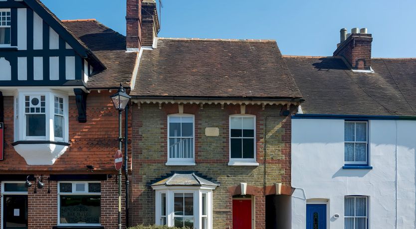 Photo of Love & Lilies