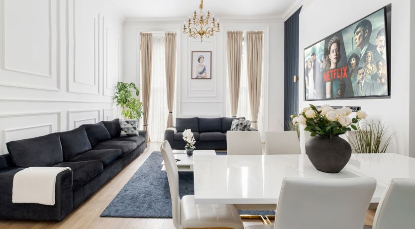 Photo of Queen Elizabeth II