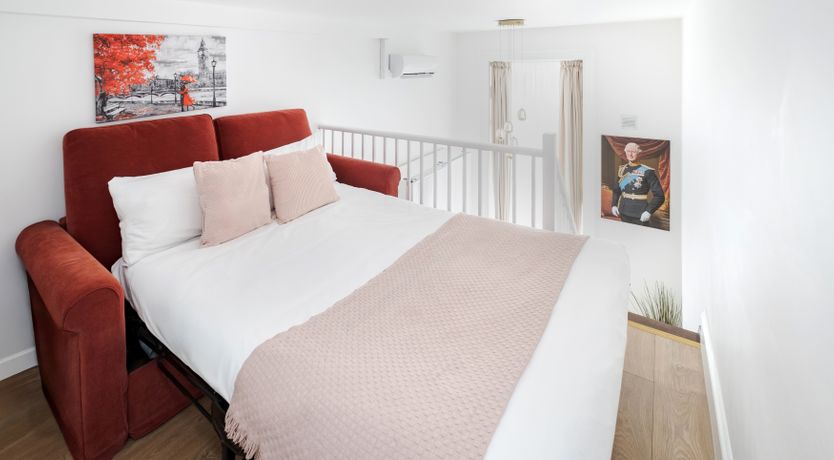 Photo of Queen Elizabeth II