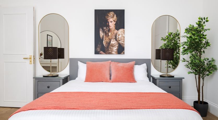 Photo of Queen Elizabeth II