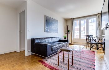 Parquet & Leather Apartment