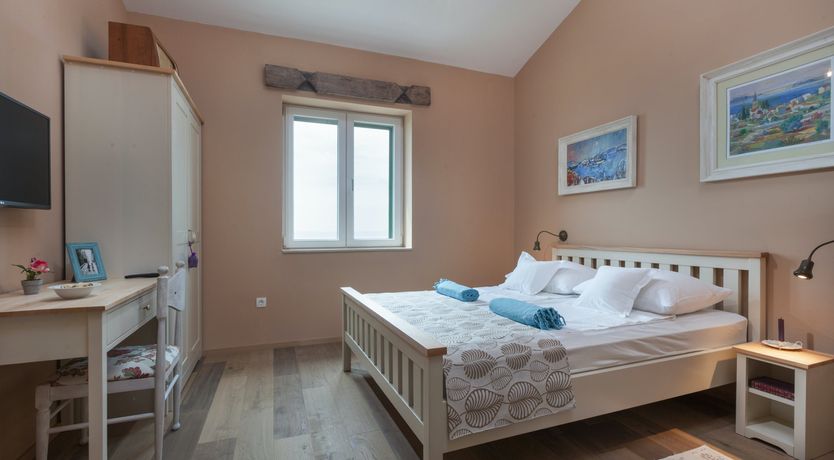 Photo of The Sea's Throne