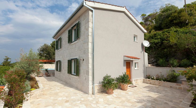 Photo of The Sea's Throne