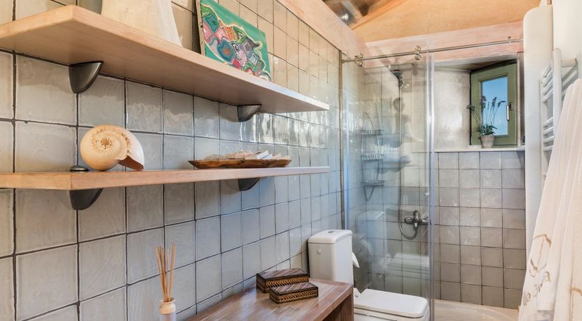 Photo of Grecian White