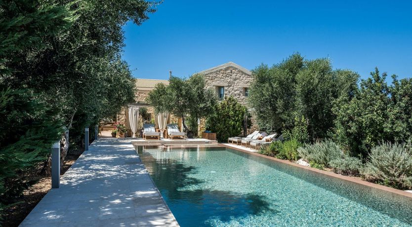 Photo of Grecian White