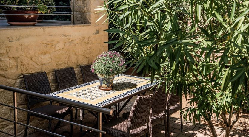 Photo of Grecian White