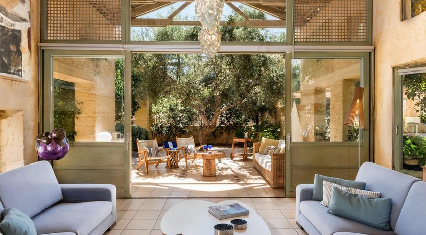 Photo of Grecian White