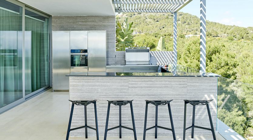 Photo of Pearly White