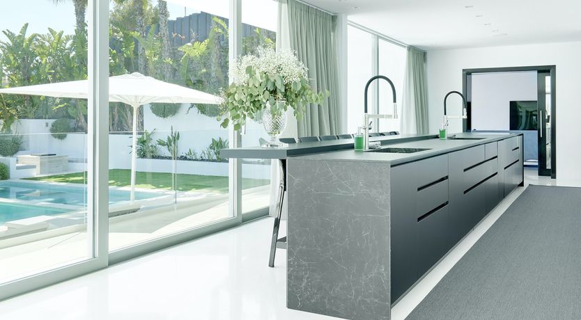 Photo of Pearly White