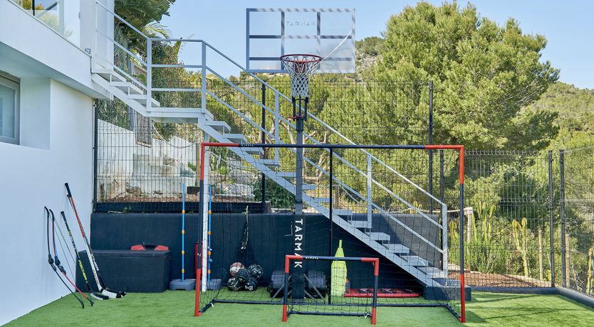 Photo of Pearly White