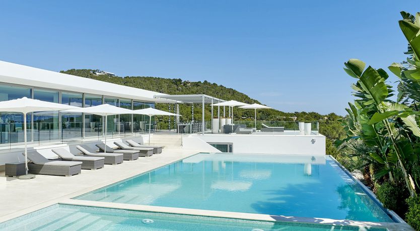 Photo of Pearly White