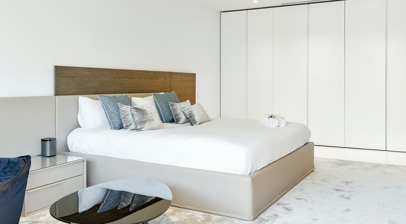 Photo of Pearly White