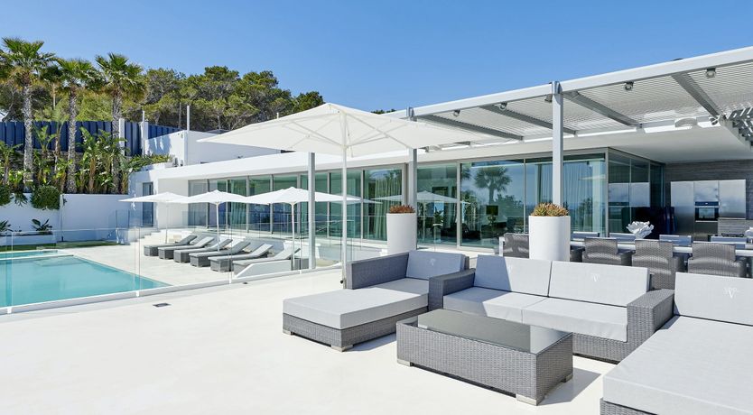 Photo of Pearly White