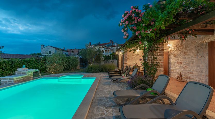 Photo of Sunshine Shimmer