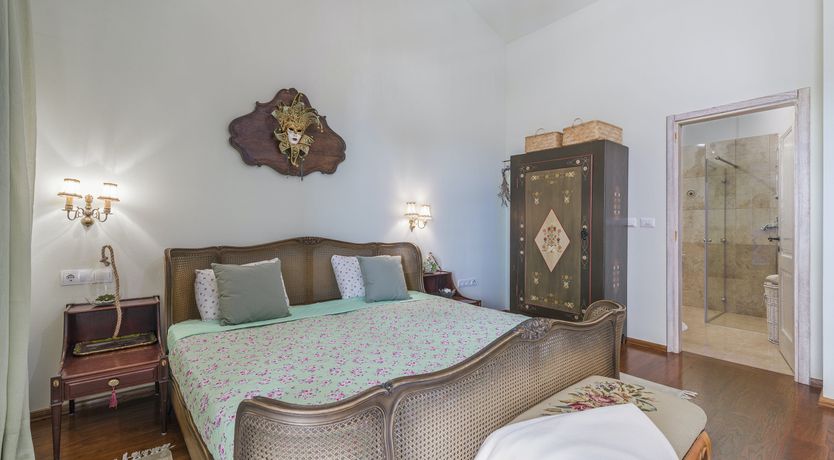 Photo of Sunshine Shimmer