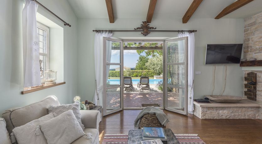 Photo of Sunshine Shimmer