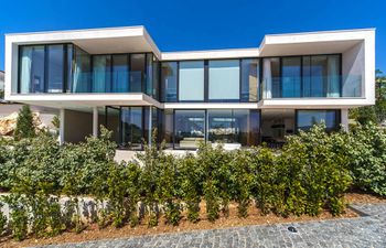 Starlight Castle Holiday Home