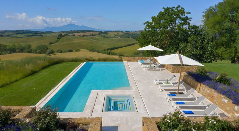 Photo of The White Vine