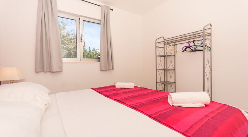 Photo of Plum & White